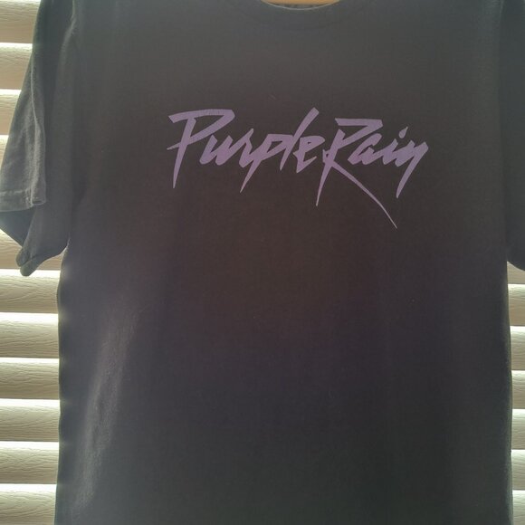Prince Purple Rain T-Shirt Sz. Medium-Black Purple Spell Out Vintage concert - Picture 4 of 10
